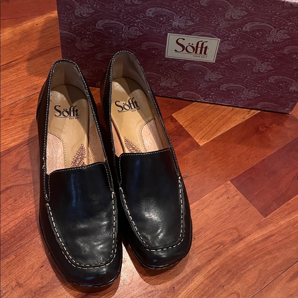Sofft Munich Black Loafers